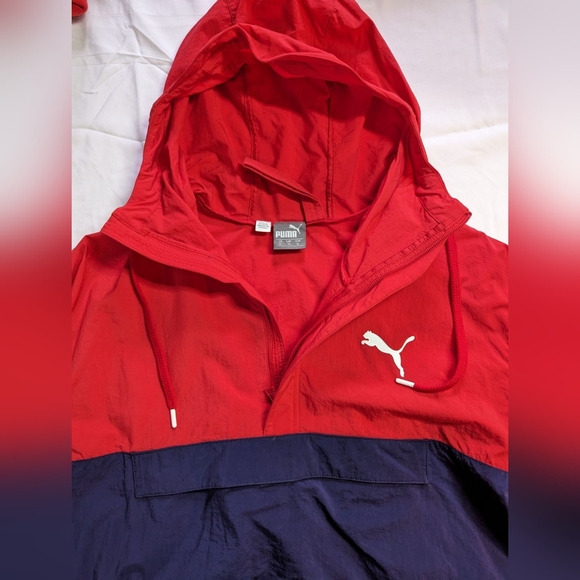 Puma jacket - Picture 1 of 6